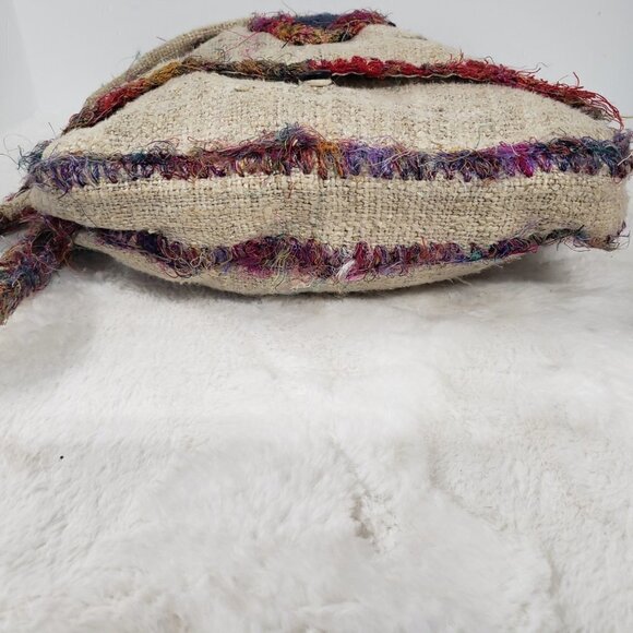 Lakhays Collection Oatmeal Fuzzy Trim 100% Hemp Messenger Crossbody Bag - Picture 8 of 15